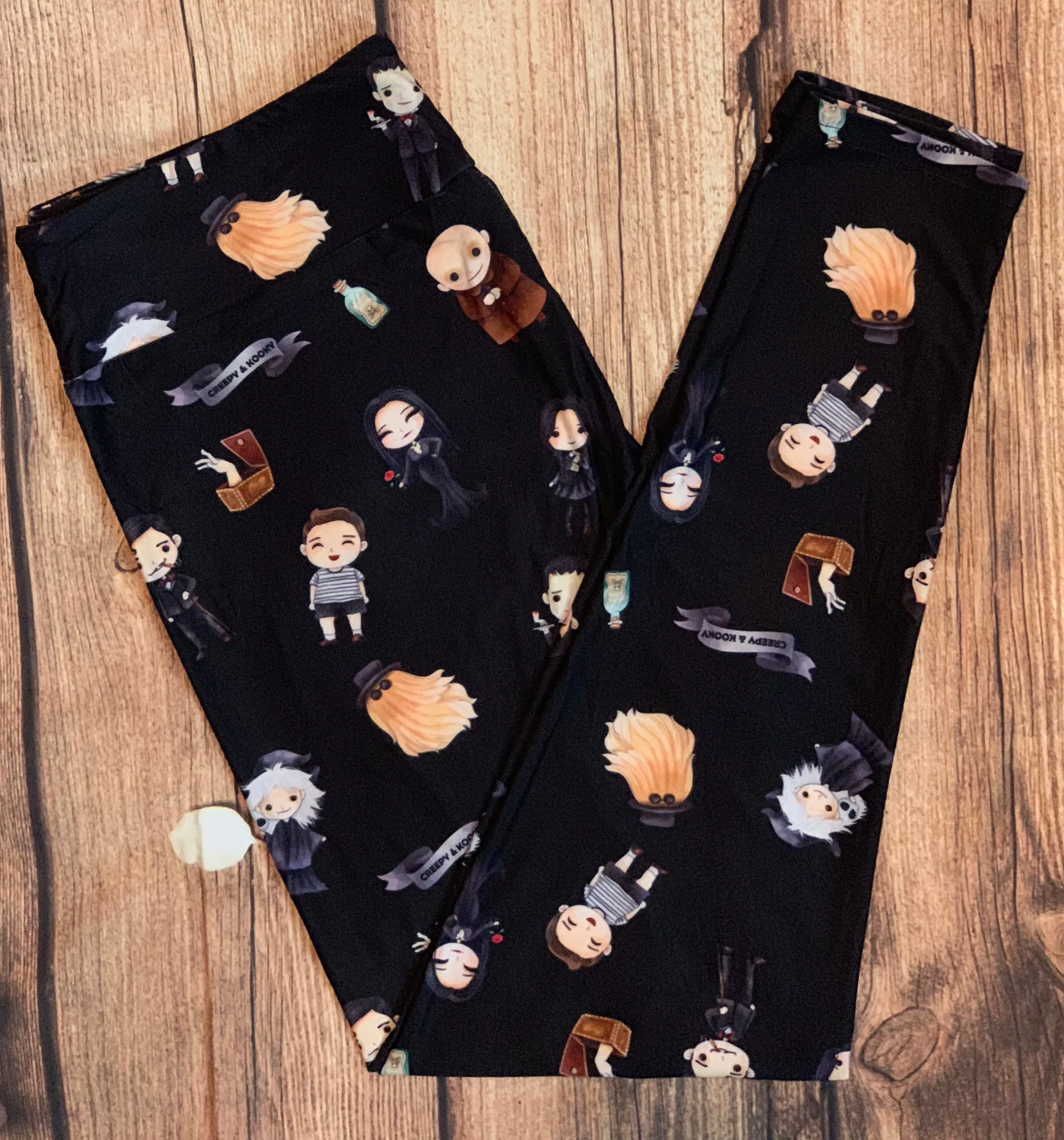 Creepy And Kooky Print Leggings