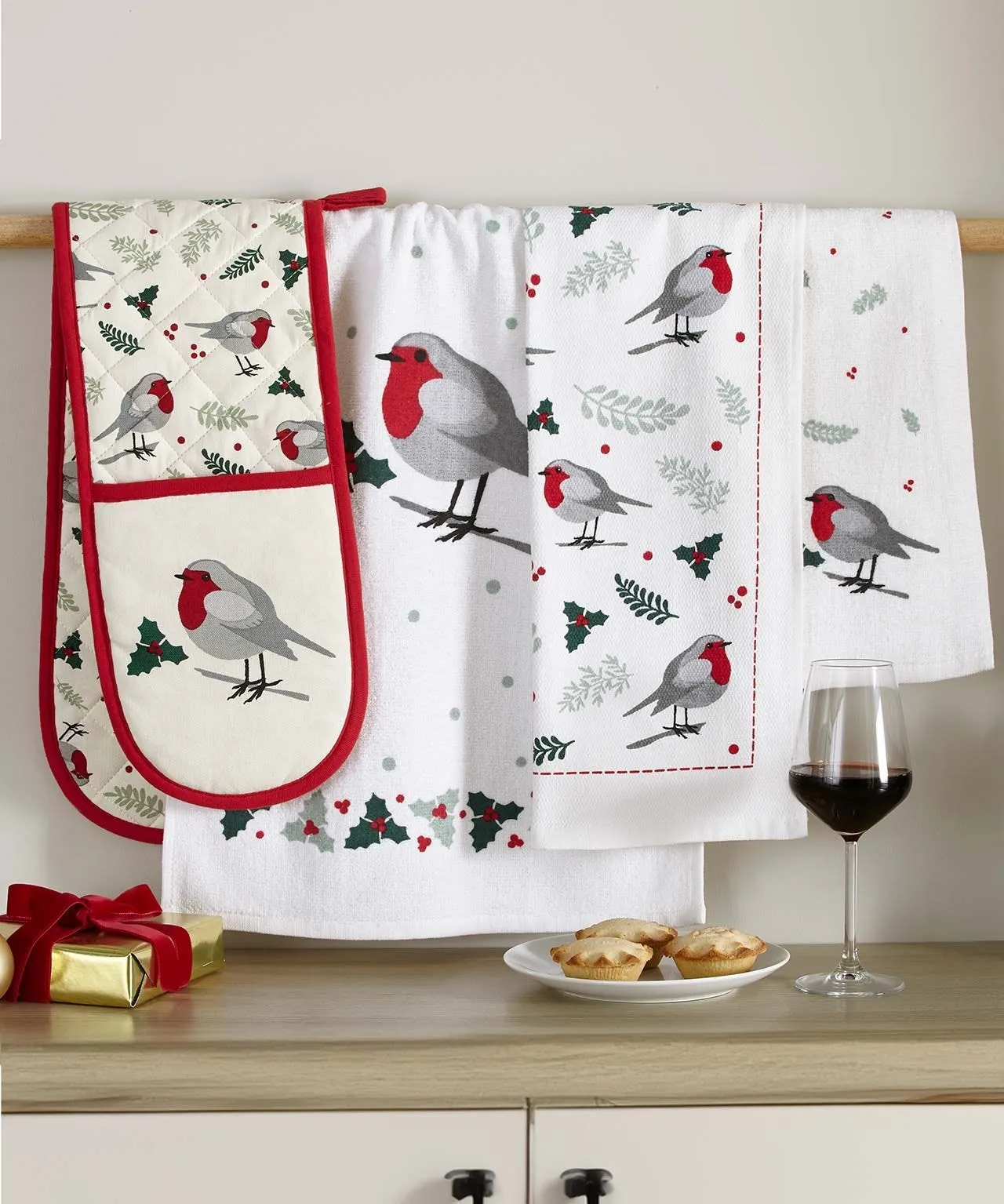 Oven Glove Robin Tea Towel