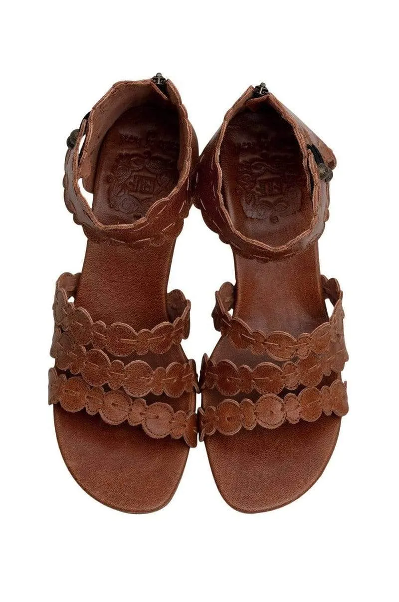 Vintage Camel Seaside Leather Sandals