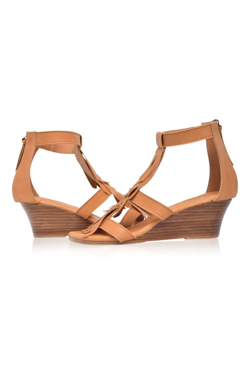 Vintage Tan Fringe Sandals - Fly Away