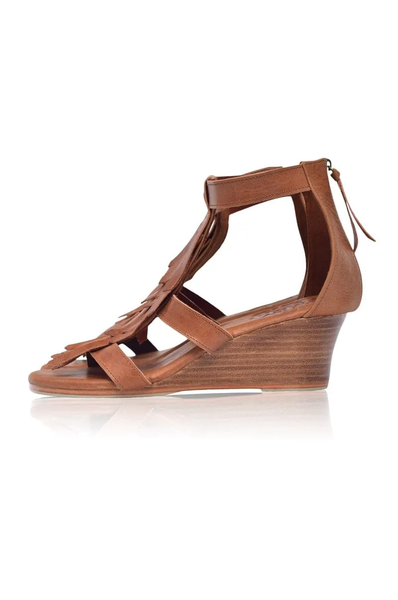 Vintage Tan Fringe Sandals - Fly Away